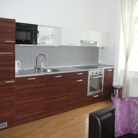 Lion Medena, Big Size, High Ceilings *